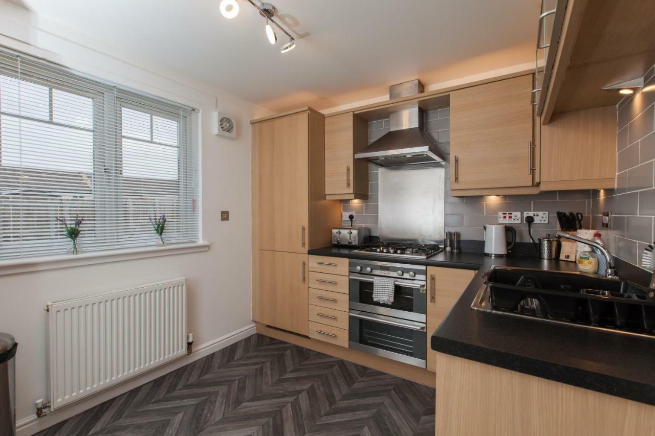 Dunfermline - Luxury Two Bedroom Apartment - Tp Екстериор снимка